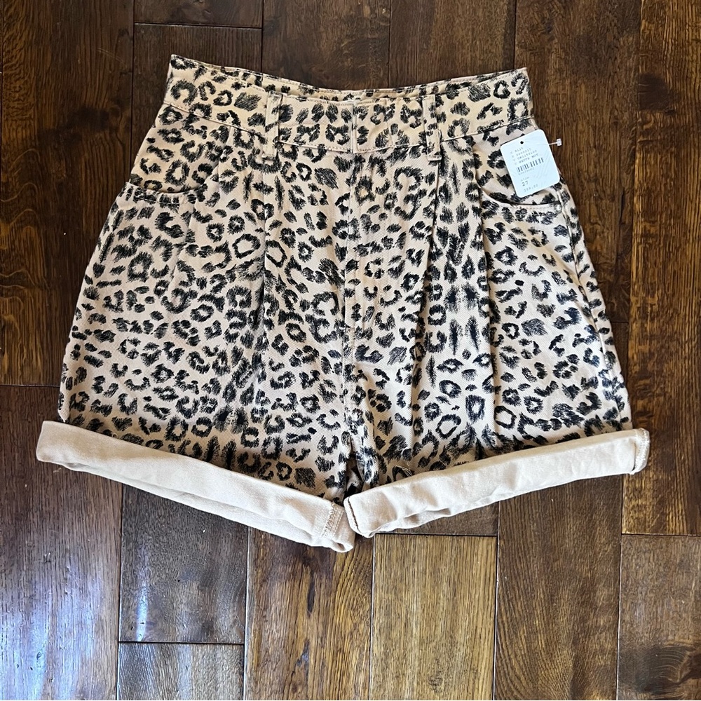 NWT We The Free (Free People) High Waist Leopard Print Shorts Size 27
